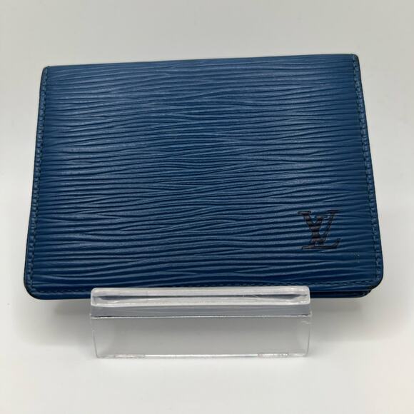Louis Vuitton Blue Epi Card Holder - Picture 1 of 5